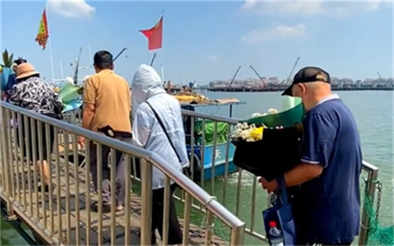 天津南疆码头一对一海葬纪实|完成外婆最后的海上追思-2